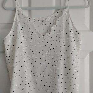 Suoer cute scalloped polka dot tank top